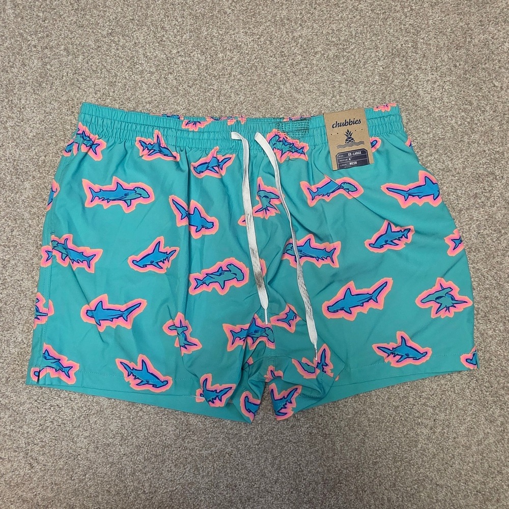 Chubbies The Apex Swimmers Shorties Shark Print Swim Trunks Teal XXL 115221-216